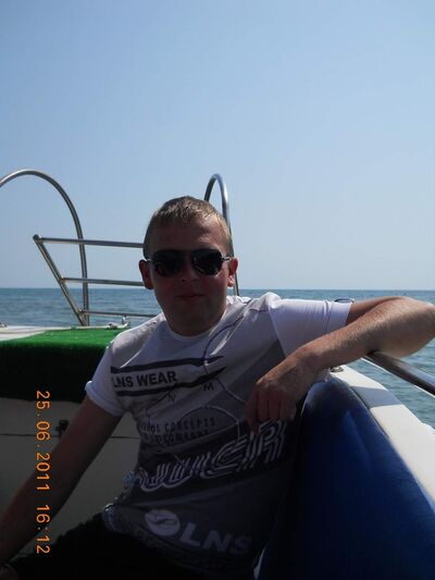  ,   Vladimir, 42 ,   ,   