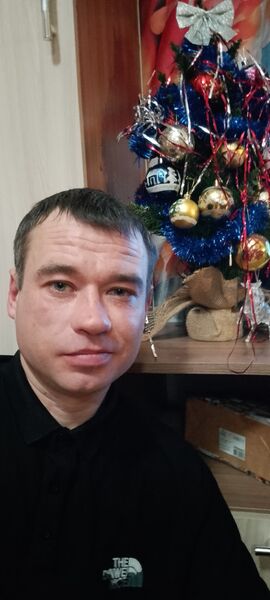  ,   Viktor, 34 ,   ,   