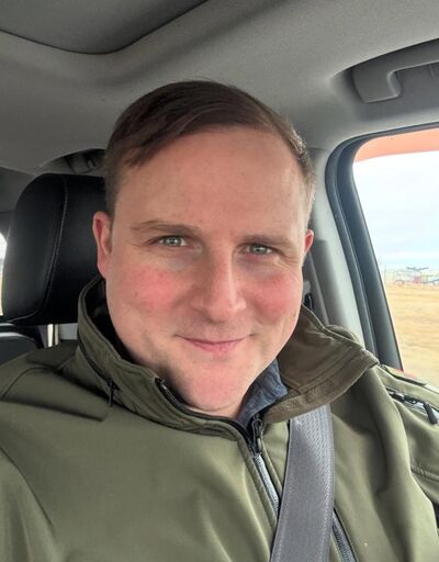  ,   Leonard, 42 ,     , c 