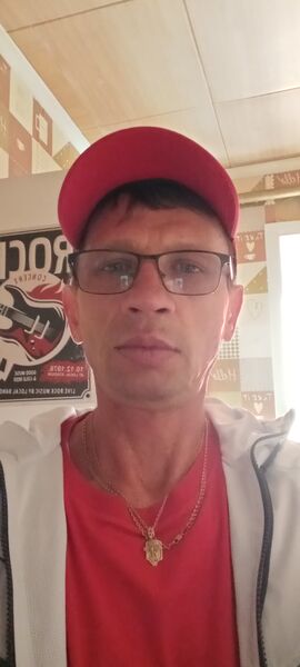  ,   Oleg, 51 ,   ,   , c , 