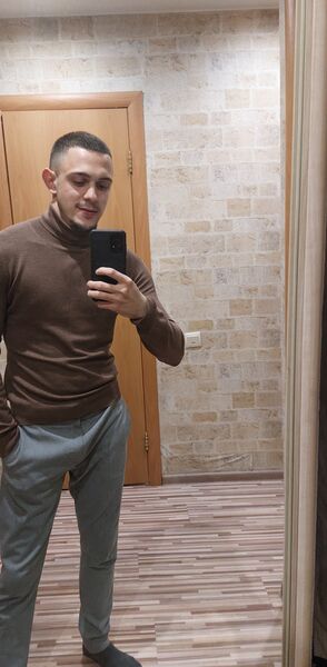  ,   Alex, 25 ,   ,   , c , 