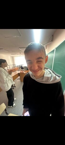  ,   Leonid, 21 ,   ,   