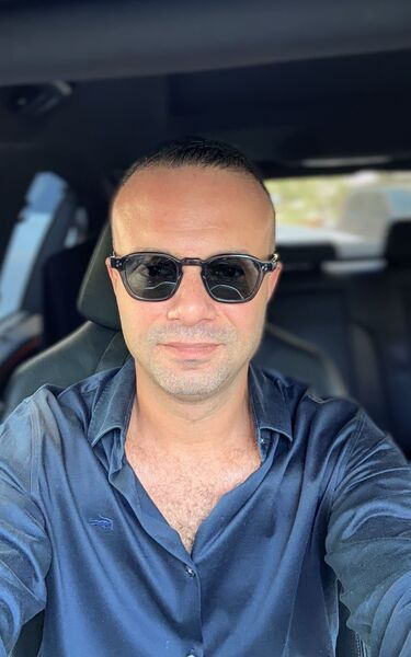  ,   Omur ersin, 37 ,   ,   