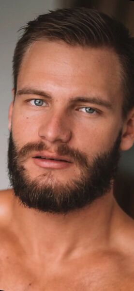  ,   Alex, 36 ,   ,   