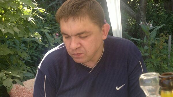  ,   Alex, 41 ,   