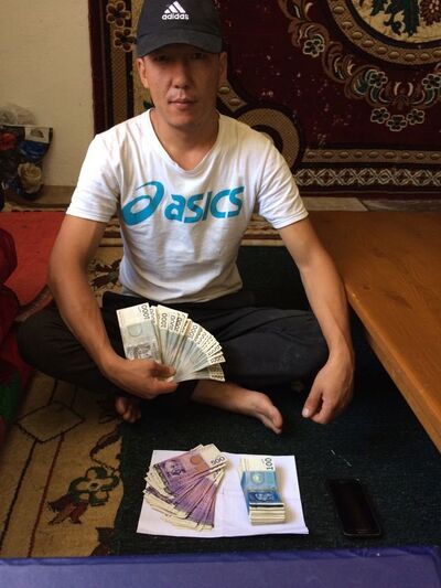  ,   Azamat, 36 ,   ,   , c 