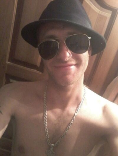  ,   Damian, 39 ,   ,   , c , 