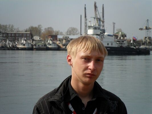  ,   Alexey Li, 31 ,   ,   , c 