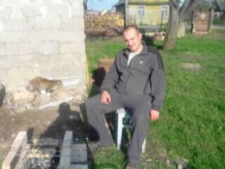  ,   Andrew, 44 ,  