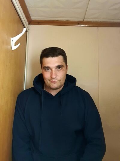  -,   Pavel, 32 ,   ,   