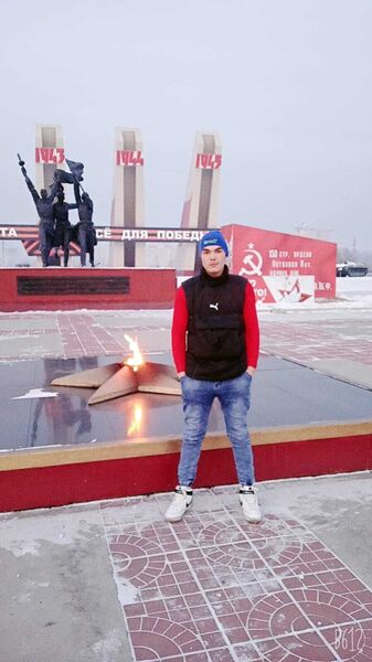  ,   Mustafo, 30 ,   ,   