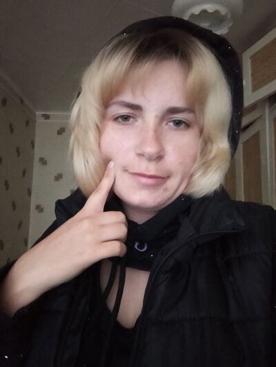  ,   Kira, 23 ,   ,   