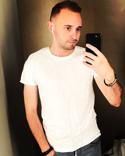  ,   Dimasta, 32 ,   