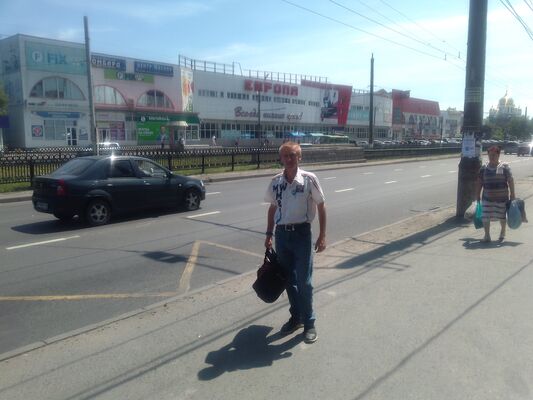 ,   Anton, 32 ,   ,   , c , 