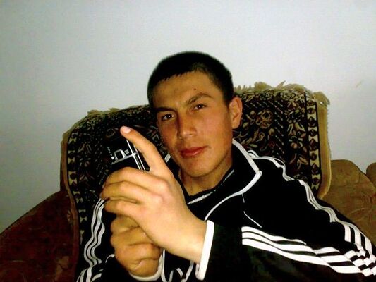  ,   Anvar, 35 ,   ,   , c , 