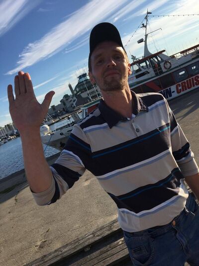  ,   Aleksander, 43 ,   ,   , c 