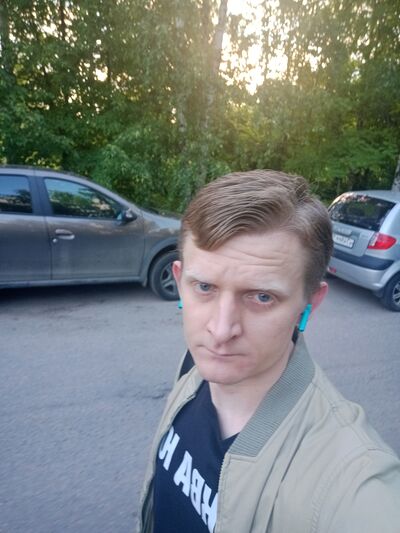  ,   Sergey, 34 ,   