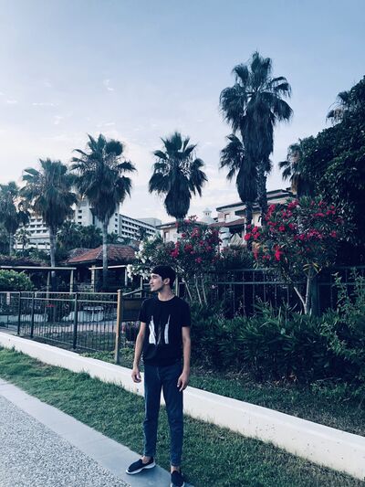  ,   Ibrohim, 28 ,   ,   