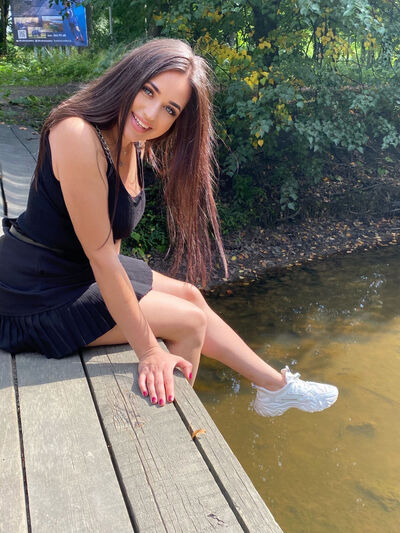  -,   Nadezhda, 35 ,   ,   , c 