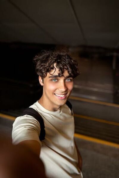  ,   Daniel, 25 ,   ,   