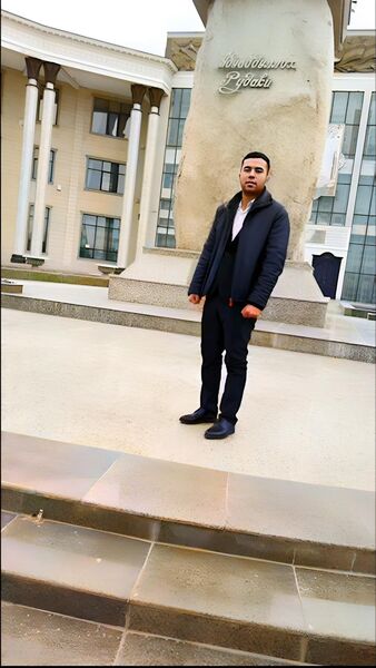  ,   Khan, 29 ,   ,   