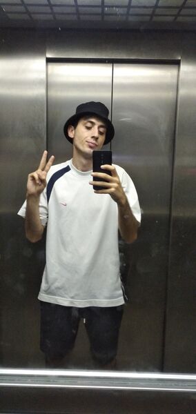  ,   Narek, 25 ,   ,   