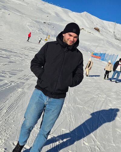  ,   Robert, 28 ,   ,   