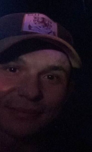  ,   Russel, 35 ,  