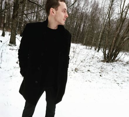  ,   Yaroslav, 25 ,   ,   , c , 