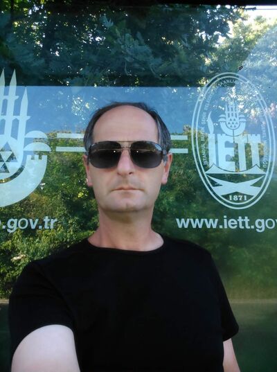 ,   Nugzar, 54 ,   ,   