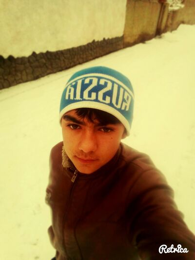  ,   Muhammadjon, 26 ,  
