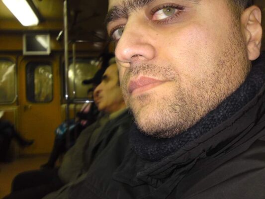  ,   Narek, 52 ,   ,   