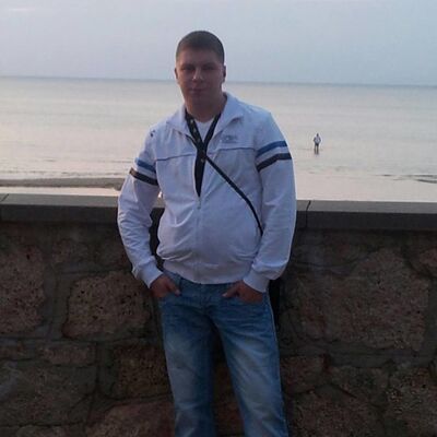  ,   Alex, 41 ,   ,   , c 