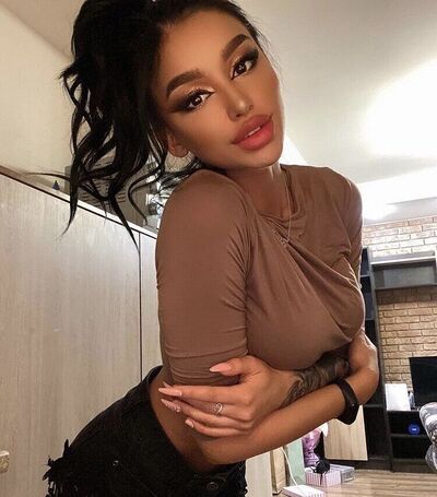  ,   Nadiya, 28 ,   ,   , c , 