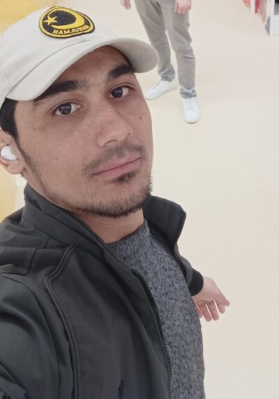  ,   Elbek, 29 ,  