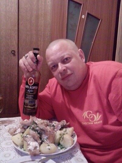  7646292  Dinislav, 45 ,    