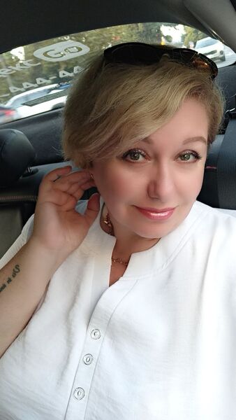 ,   Julia, 52 ,  