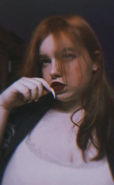  ,   Luisa, 23 ,   ,   