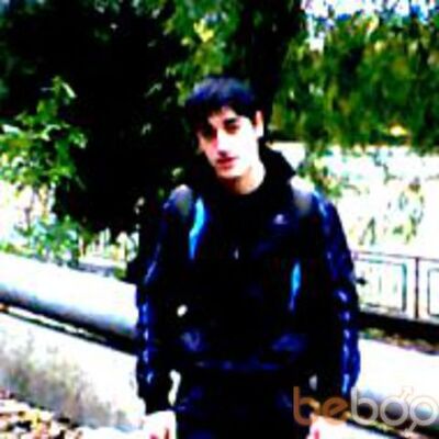  ,   Robert, 32 ,   