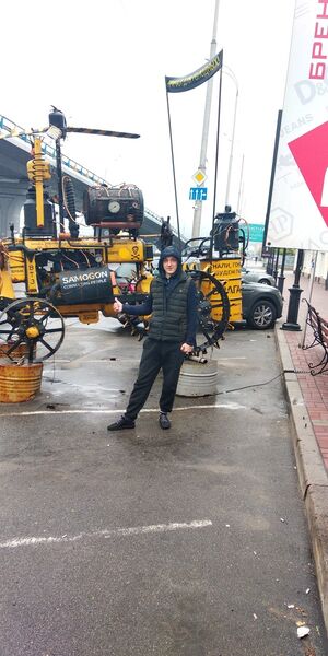  ,   Vitalik, 32 ,   