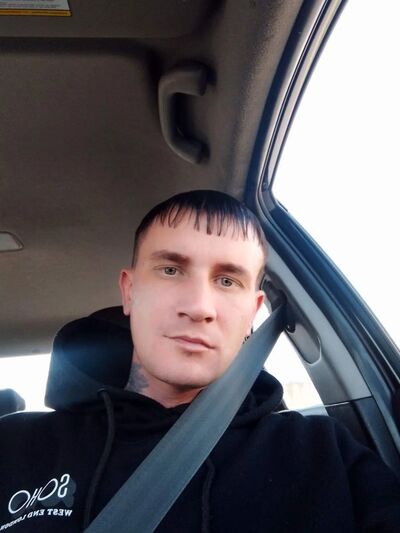  ,   Sasha, 37 ,   ,   