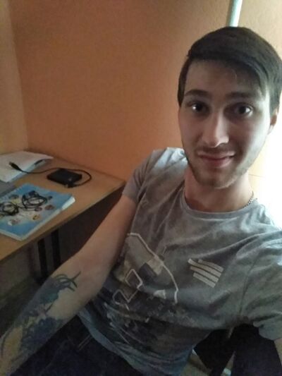  ,   Pavel, 33 ,   ,   , c 