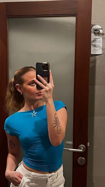  ,   , 28 ,   ,   