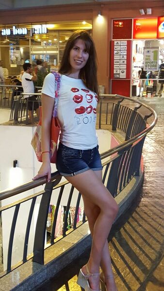  ,   Viktoria, 32 ,   ,   , c 