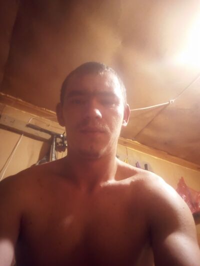  ,   Sasha, 25 ,   ,   