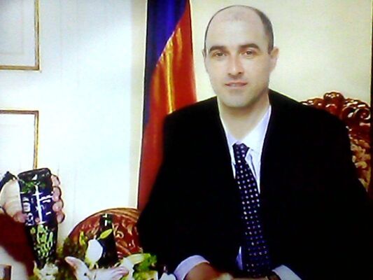  ,   Oleg, 54 ,   