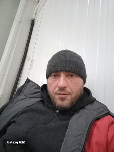  ,   Luka, 41 ,   ,   