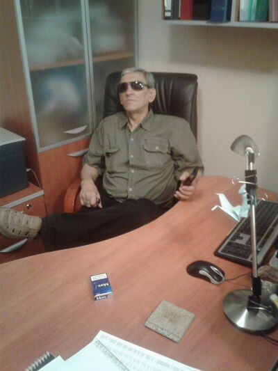   ,   Vlad, 63 ,   