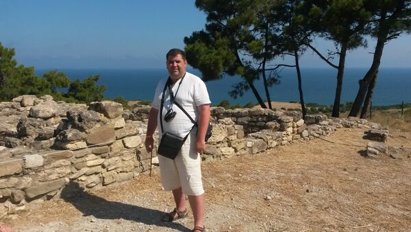  ,   Andrei, 50 ,   ,   , c 