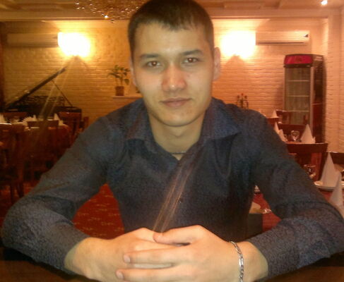  ,   Botir, 33 ,   